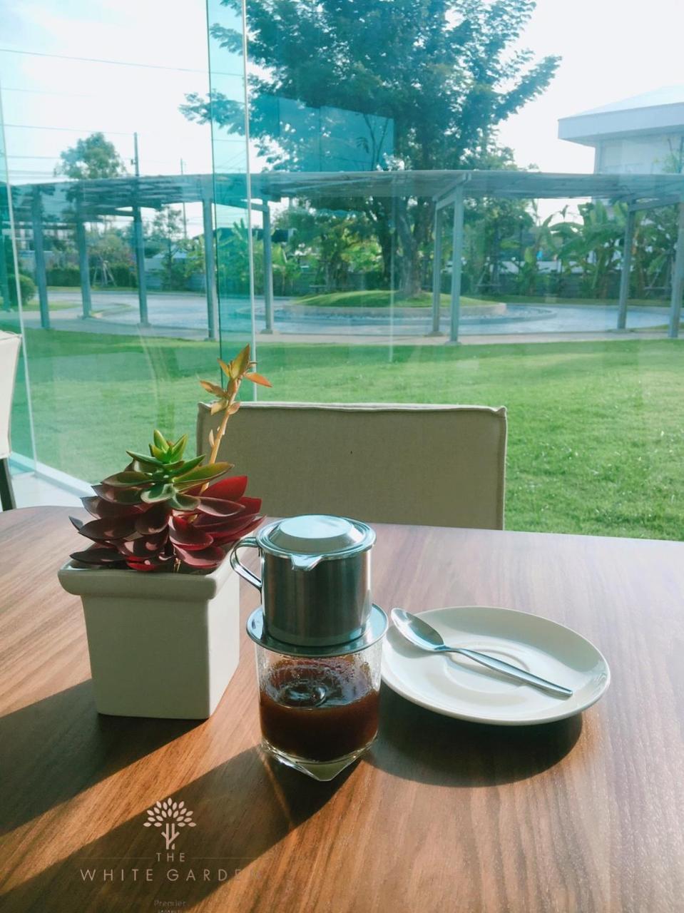 The White Garden Premier Saraburi Hotel Ban Dao Ruang  Luaran gambar