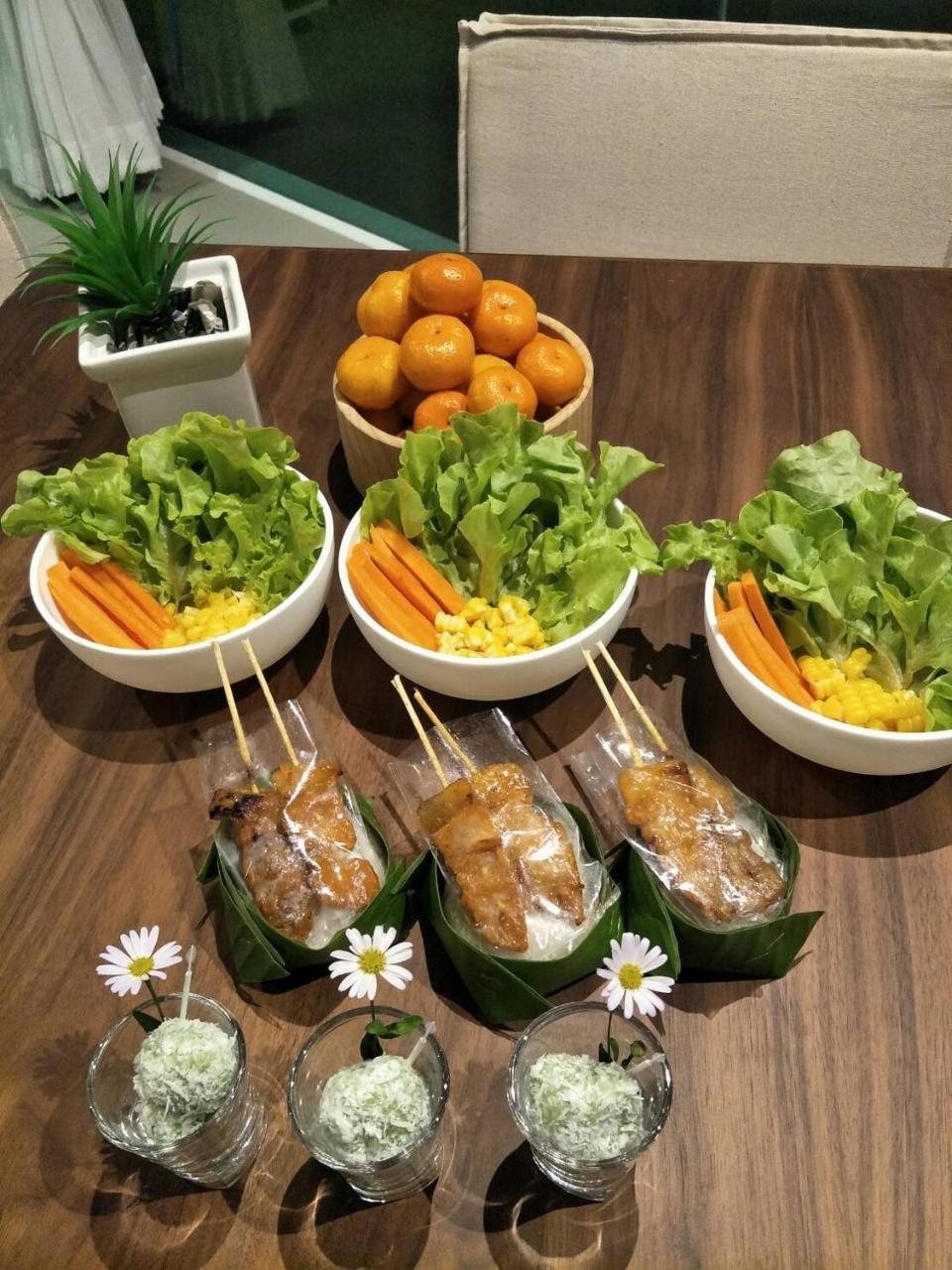 The White Garden Premier Saraburi Hotel Ban Dao Ruang  Luaran gambar