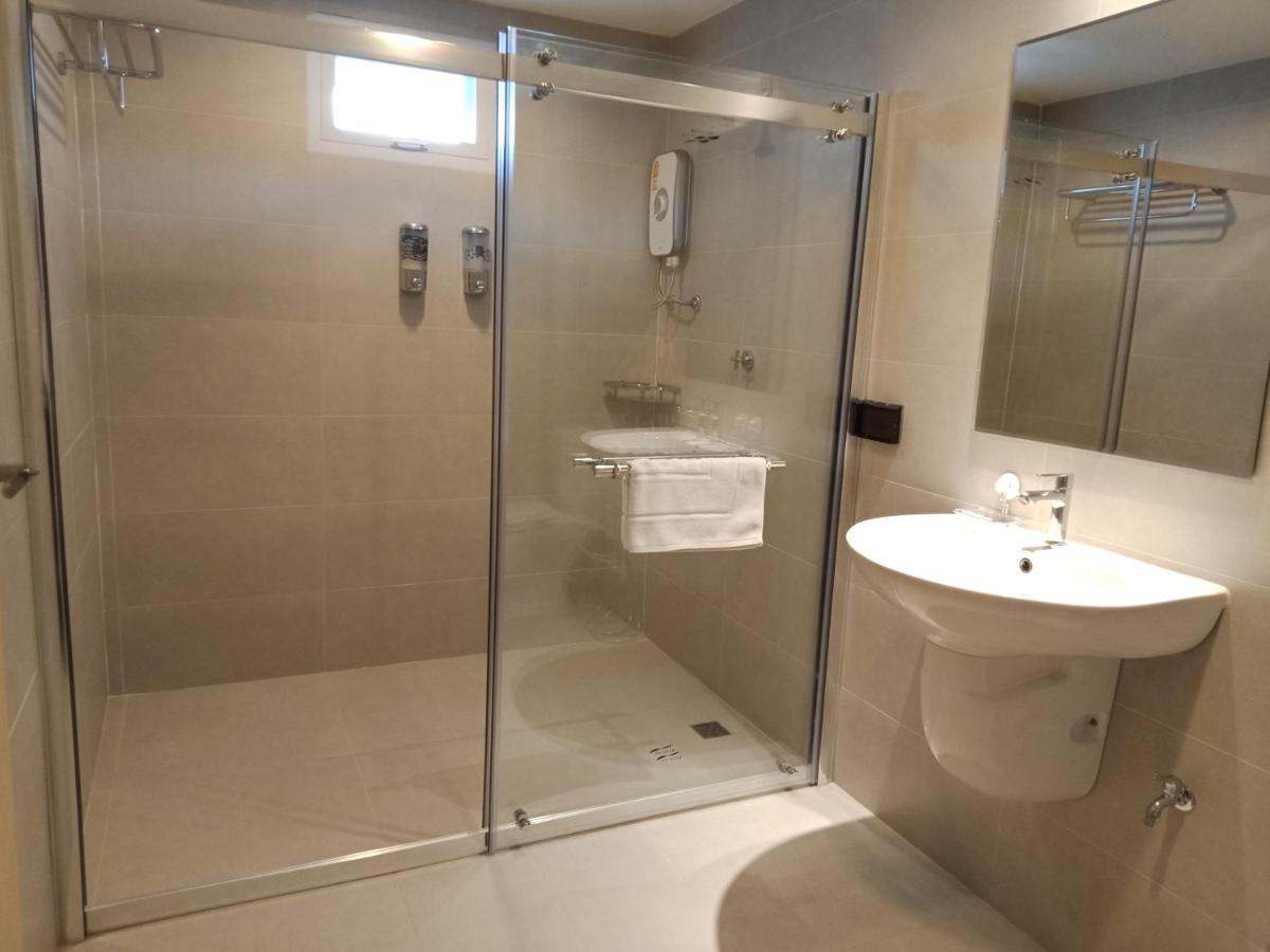 The White Garden Premier Saraburi Hotel Ban Dao Ruang  Luaran gambar